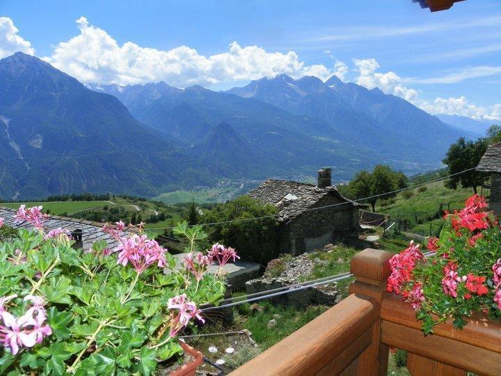 Les Lillas Verrayes الغرفة الصورة